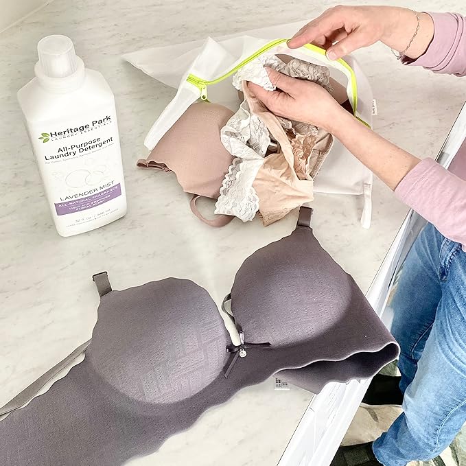 Heritage Park Luxury Laundry Detergent | Dermatologist Tested Plant based Natural & Enzyme Laundry Detergent | Sensitive Skin Friendly - Lavender Mist (32 fl oz)