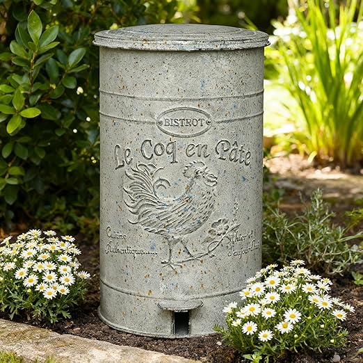 Farmhouse Metal Trash Can with Lid Retro Step Pedal Garbage Cans Vintage Round Step-On Waste Container with Removable Inner Bucket for Kitchen Bathroom Bedroom Toilet Office Garden Outdoor 15 Liter